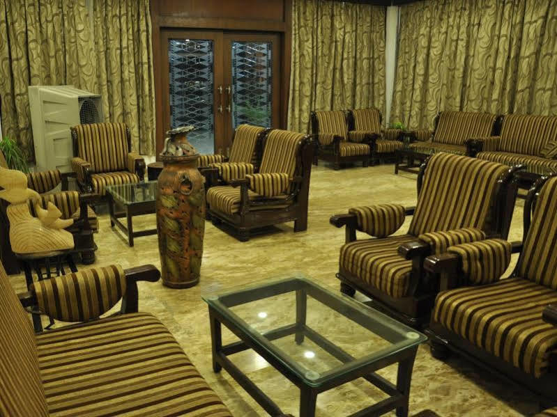 Jabali Palace Hotel Jabalpur Exterior photo